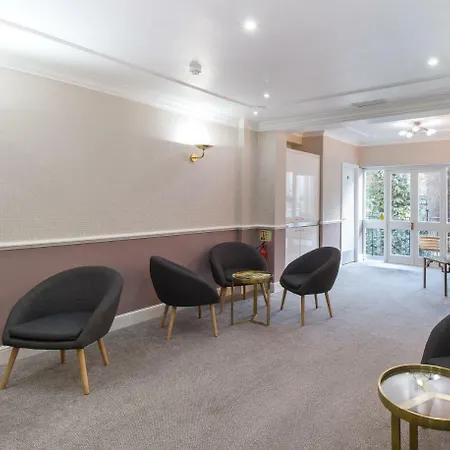 London Town Hotel